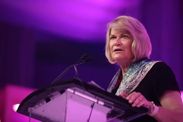 Senator Cynthia Lummis speaking at a podium